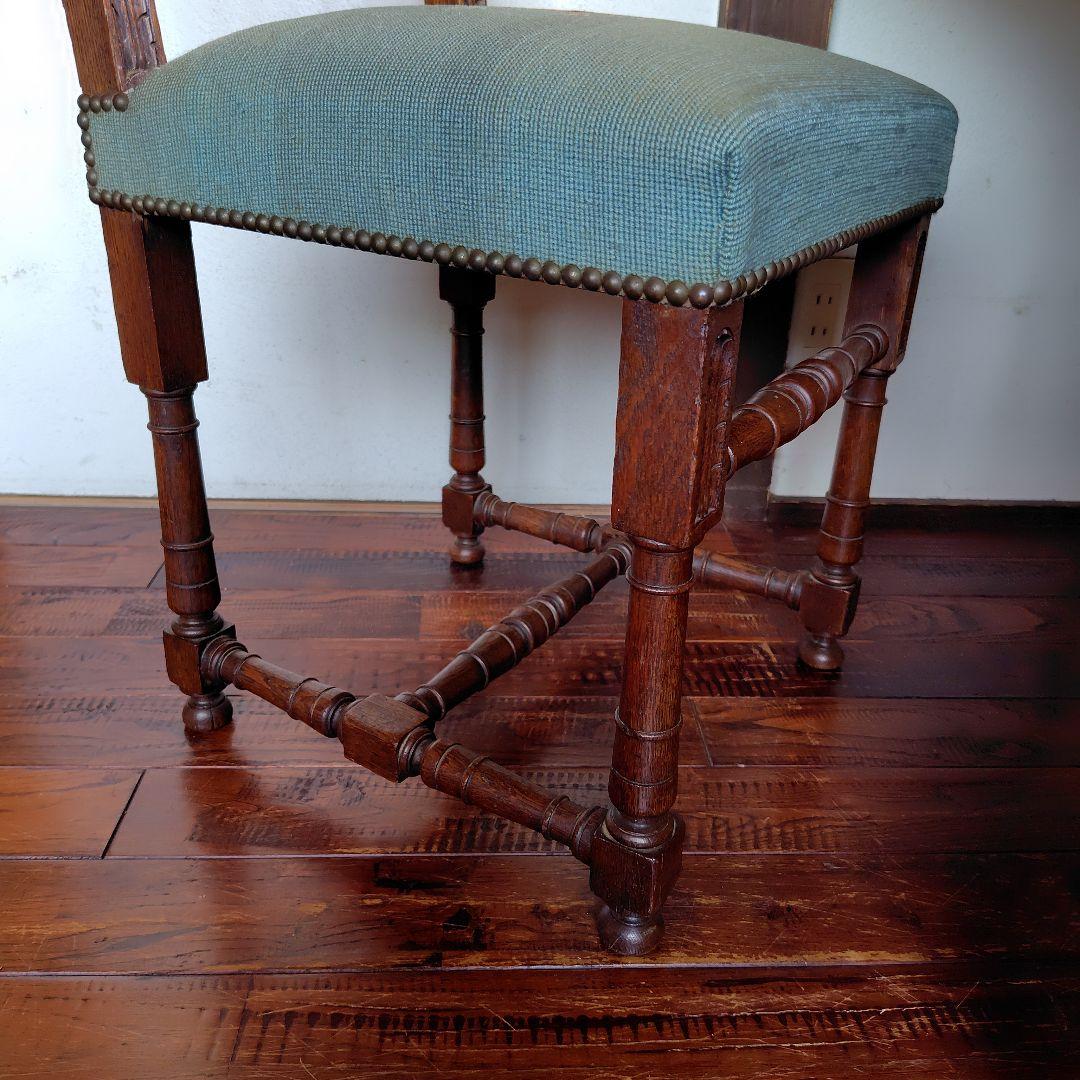 ベルギー　アンティーク　ナポレオン　チェア　プチポワンの椅子