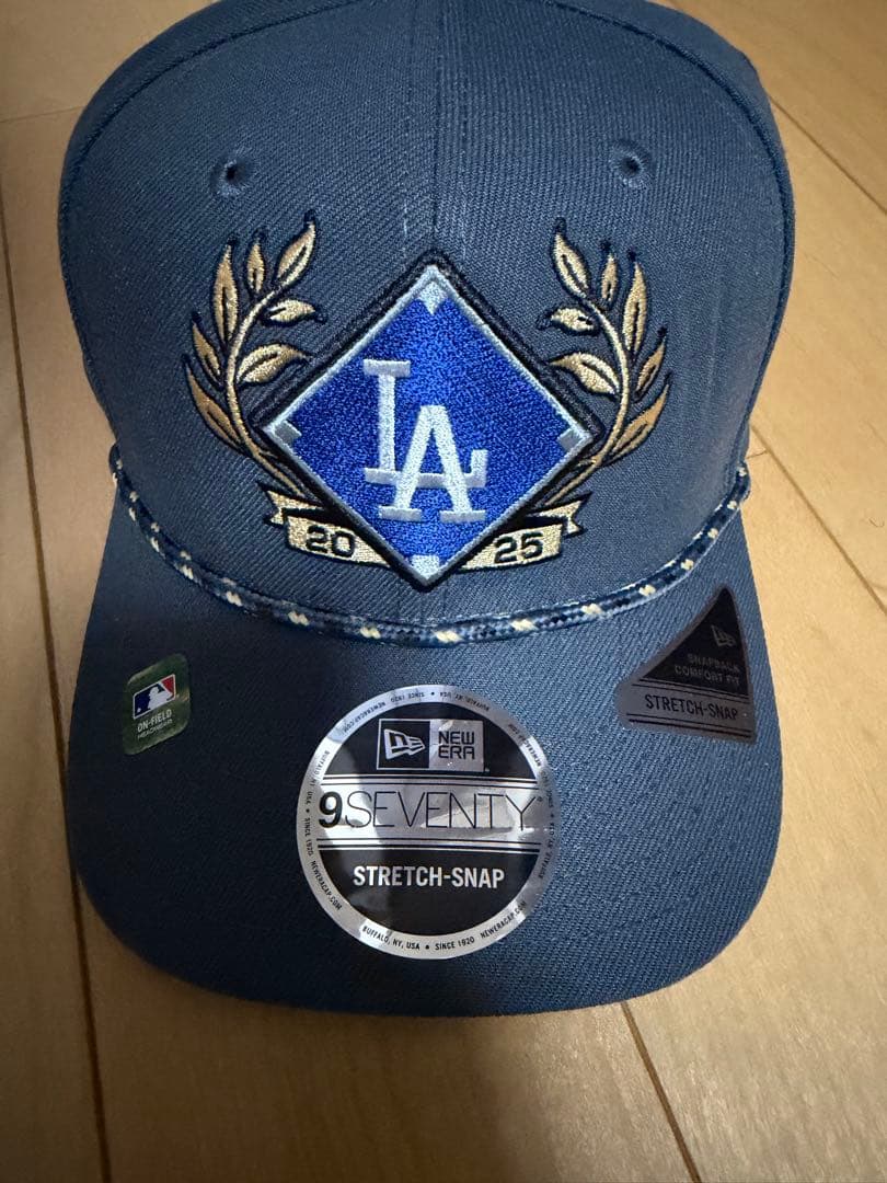 新品ドジャース 2025ナ・リーグ地区シリーズ優勝9SEVENTYキャップ