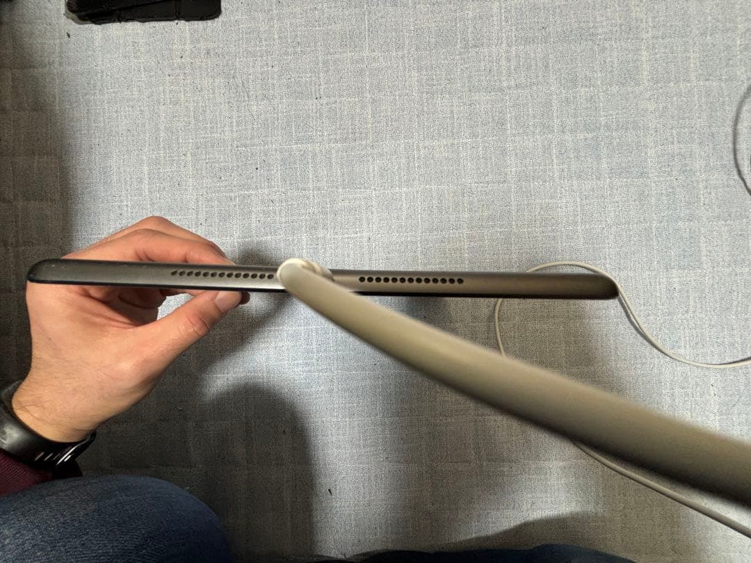 iPad 第9世代Wi-Fi + Cellular モデル64GB