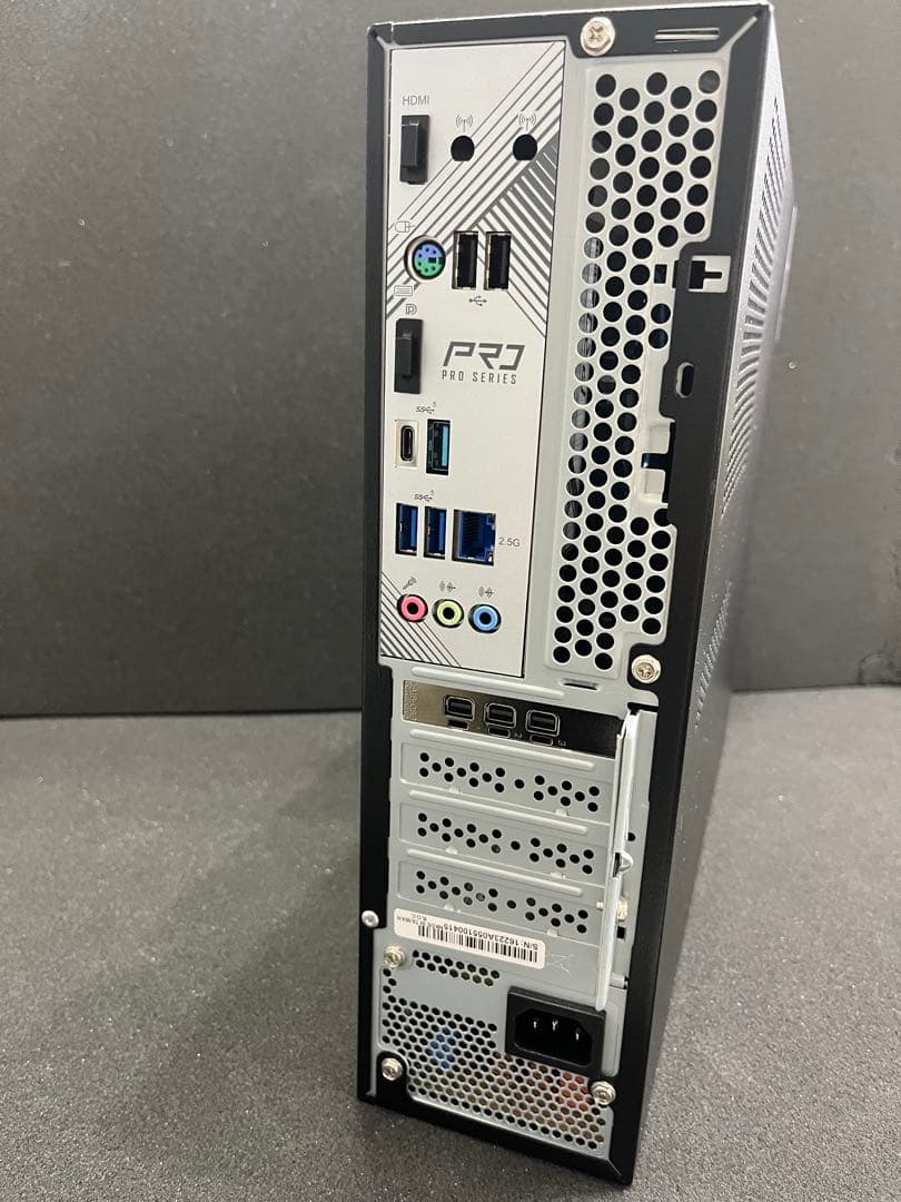 i7&16GB&SSD1TB&NVIDIA T400搭載！自作系PC