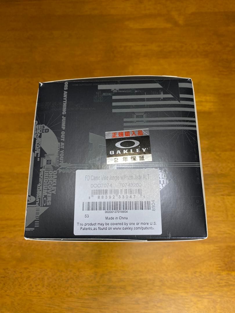 送料無料 国内正規品OAKLEY FLIGHT DECK L ASIAN FIT