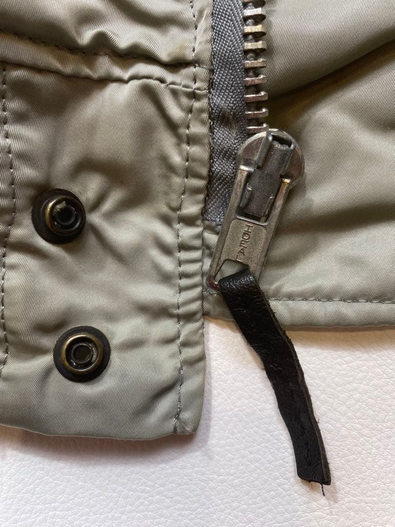 MA-1 AVIREX N-2B フライトジャケット グレー　USA製 M相当