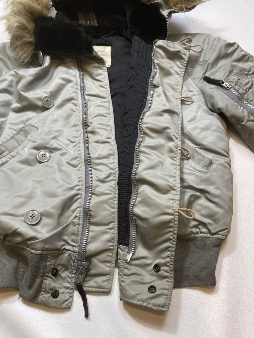 MA-1 AVIREX N-2B フライトジャケット グレー　USA製 M相当