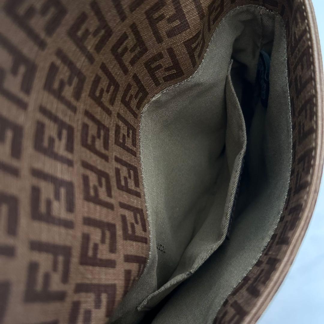 美品 FENDI ズッキーノ マンマバケット ゴールド金具 ショルダーバッグ