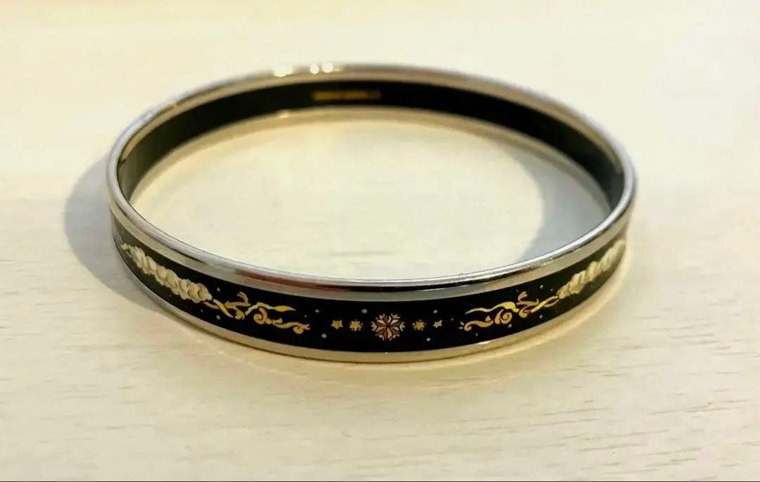 HERMES エマイユバングル 黒