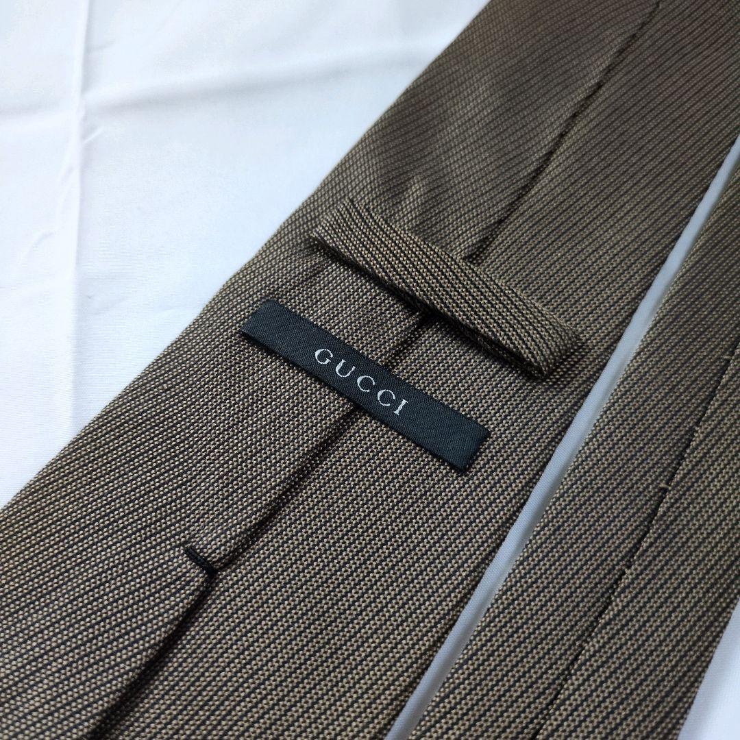 【美品】グッチ ネクタイ ブラウン ブラック 無地 ソリッド【イタリア製】