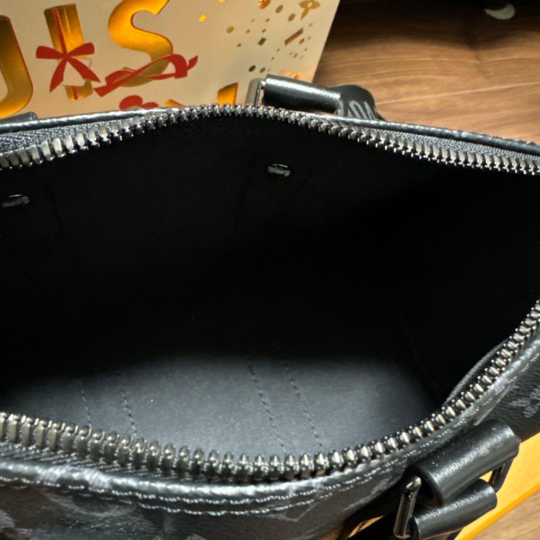 美品 LOUIS VUITTON キーポル25