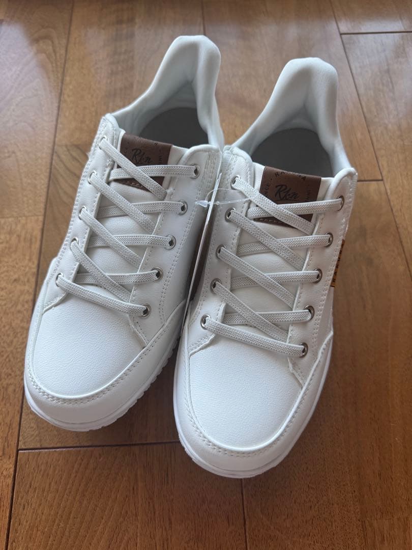 RAKUNAラクナ 整体スニーカー2 ホワイト Mサイズ 新品未使用品