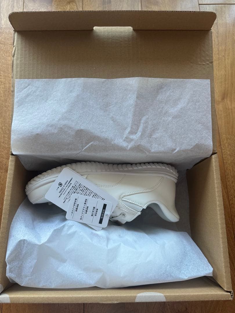 RAKUNAラクナ 整体スニーカー2 ホワイト Mサイズ 新品未使用品