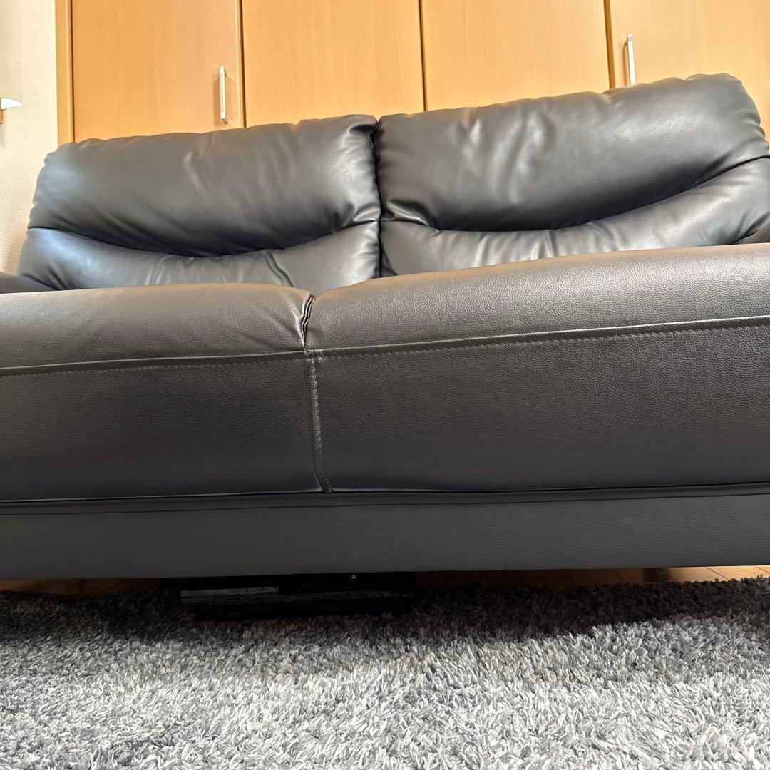 【送料込】ニトリ　2人掛け合皮ソファ　Nシールドキャッツ