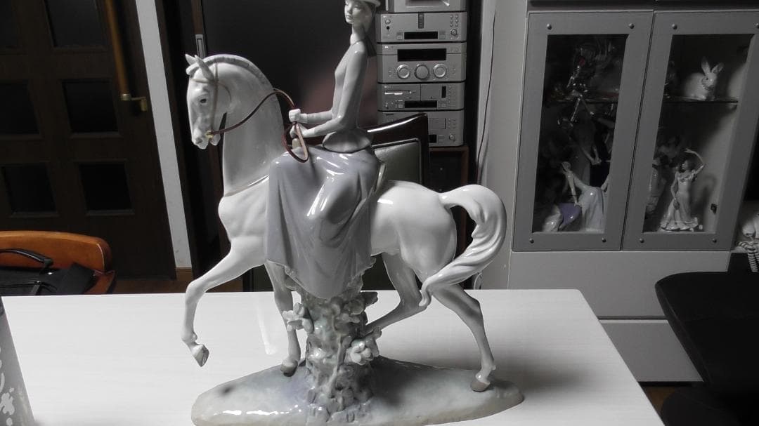 メルポン　LLADRO　リヤドロ　【白い馬の少女】１２　リアドロ　L479