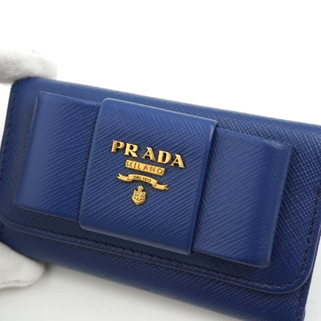 ✨未使用に近い✨　PRADA キーケース　サフィアーノレザー　リボン　6連　刻印