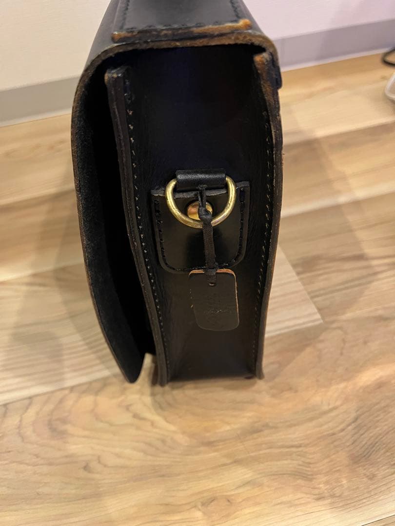 ヘルツ　ビジネスバッグ　総かぶせ　ショルダー　横型　2WAY はるとも