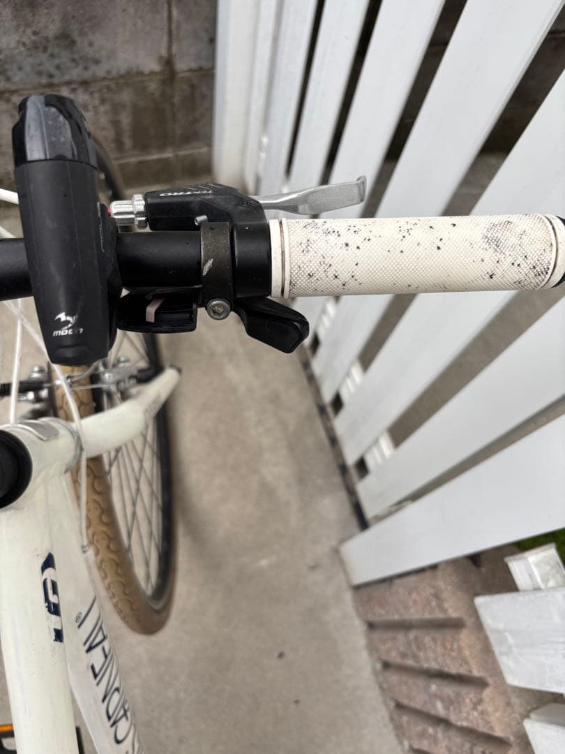 値引き中‼️ LOUIS GARNEAU SETTER8.0 LG WHITE