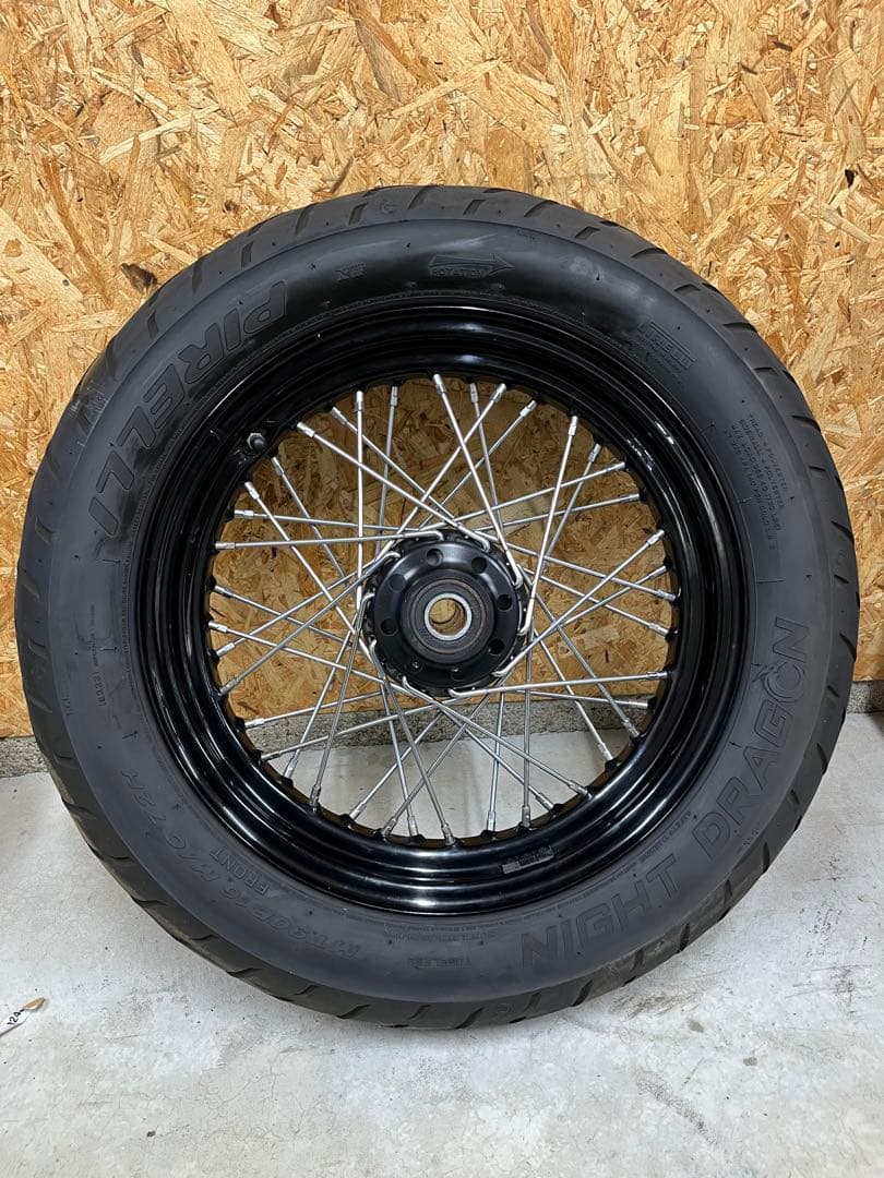 ハーレー純正　フロントホイール　16×3.00