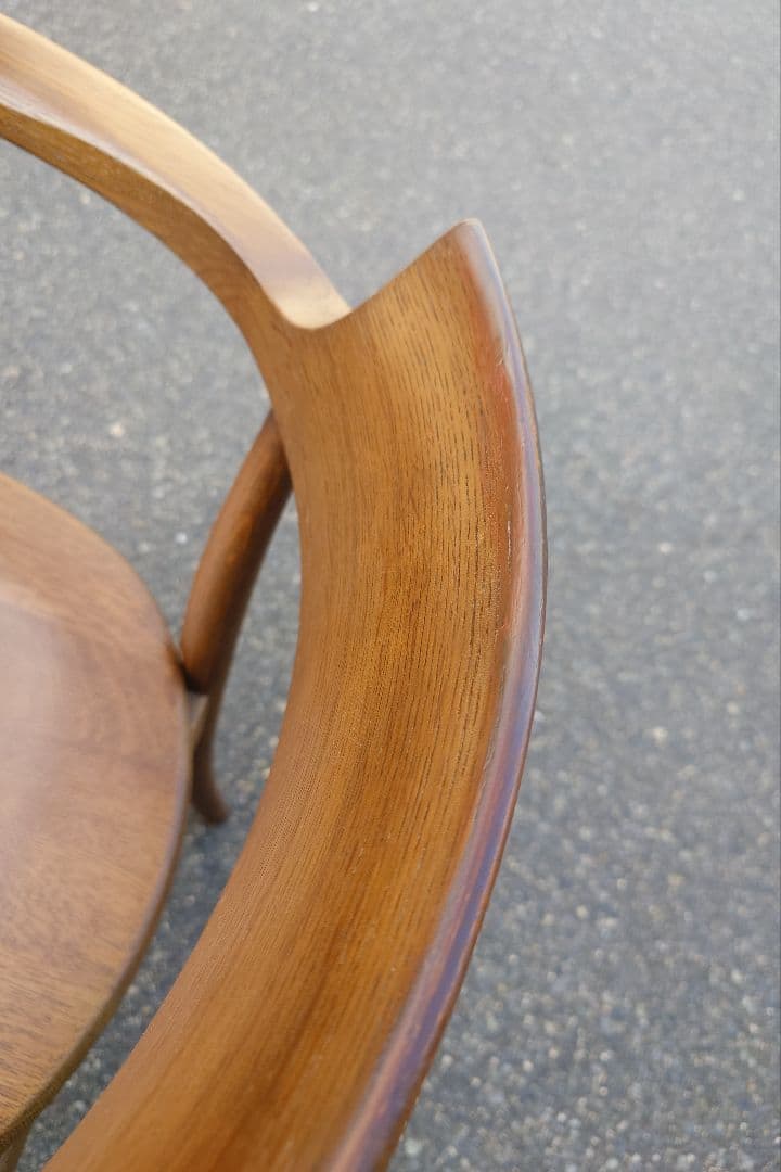 【値下げ中】HIDA 木製アームチェア ブラウン