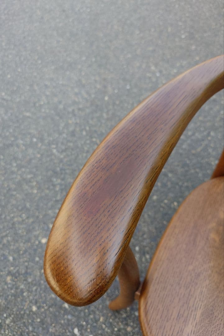 【値下げ中】HIDA 木製アームチェア ブラウン