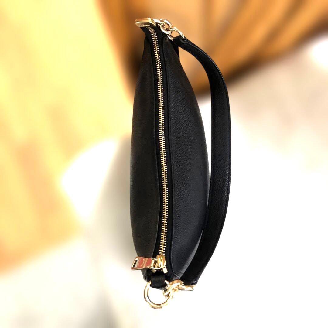 ［未使用］コーチ　チェルシー　ハーフムーン　ショルダーバッグ　2way 黒