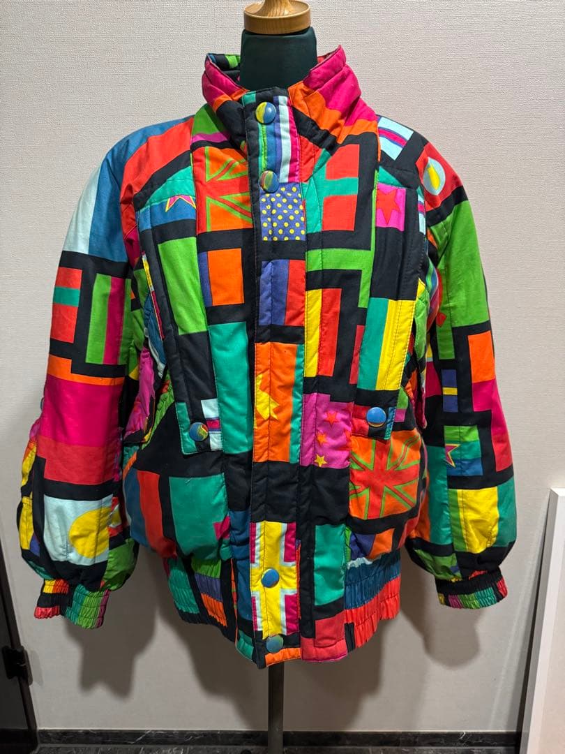 スノーボードウェア　スキーウェア　ヨーロッパ製