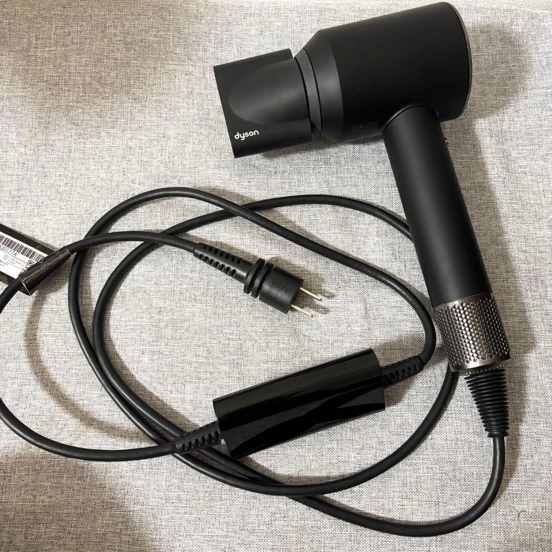 ダイソン ヘアドライヤ HD08