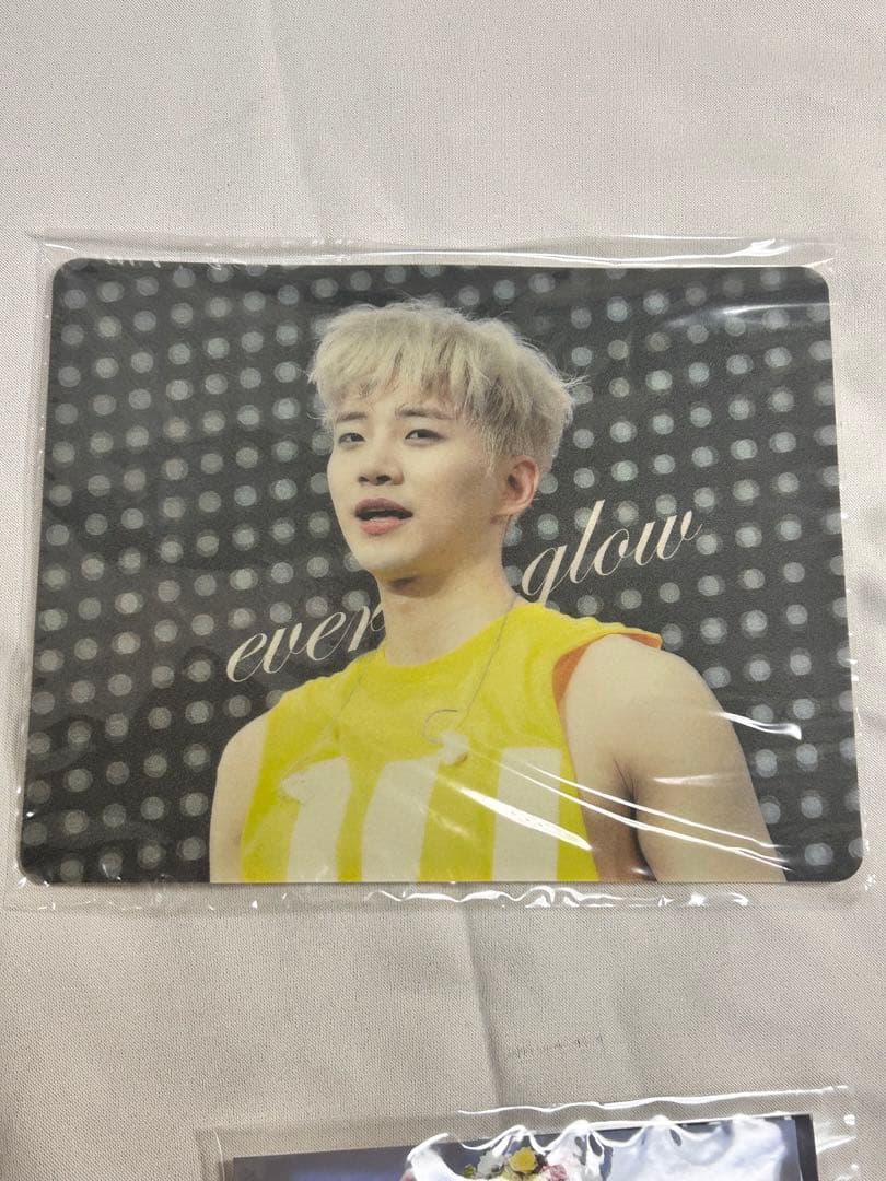 2PM ジュノ 韓国ファンサイト N様『EVERGLOW』DVD&写真集