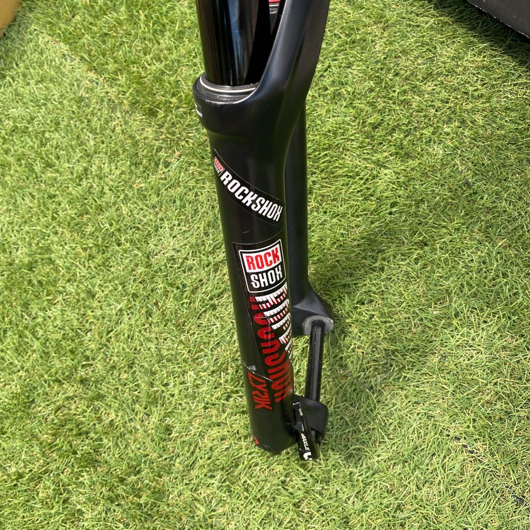 パーツ ROCKSHOX LYRIK 27.5 160mm BOOST