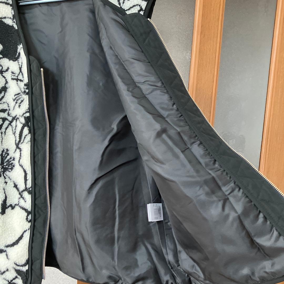 ラディエイトの柄ベスト