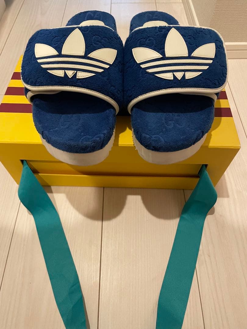 GUCCI×adidas コラボ 青 スライドサンダル　sm