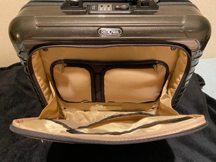 RIMOWA リモワサルサ デラックス4輪