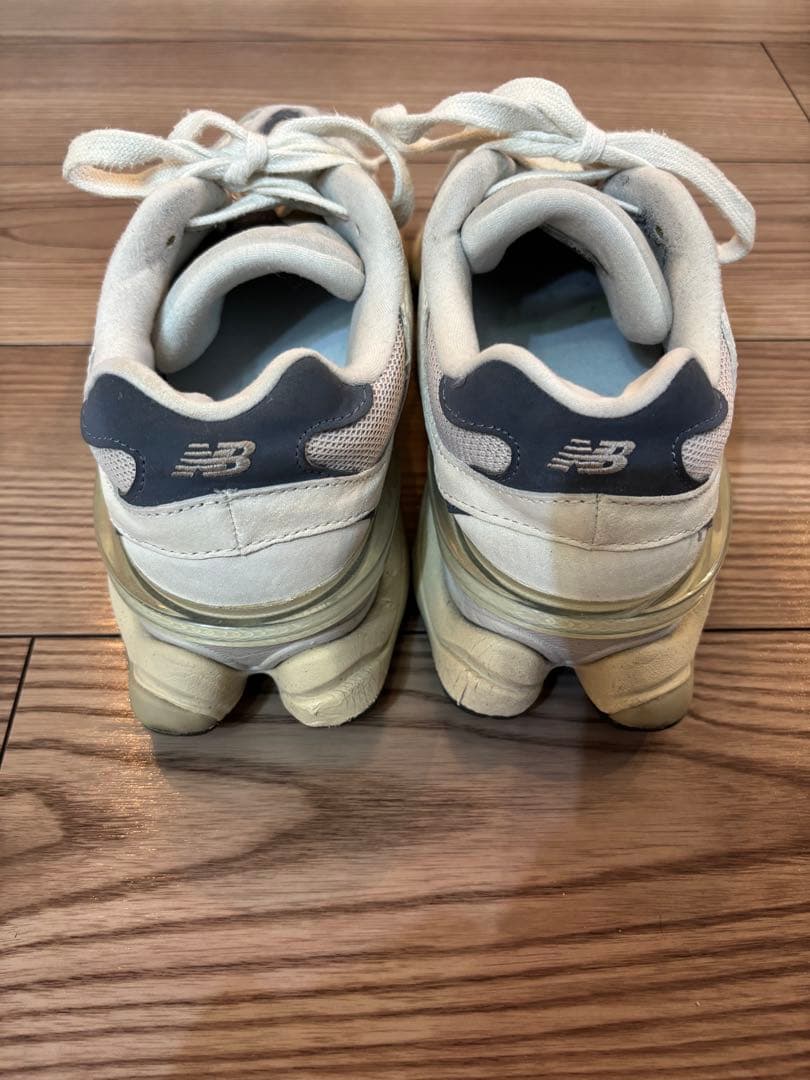 専用　ニューバランス　U9060EEB 24.5 スニーカー