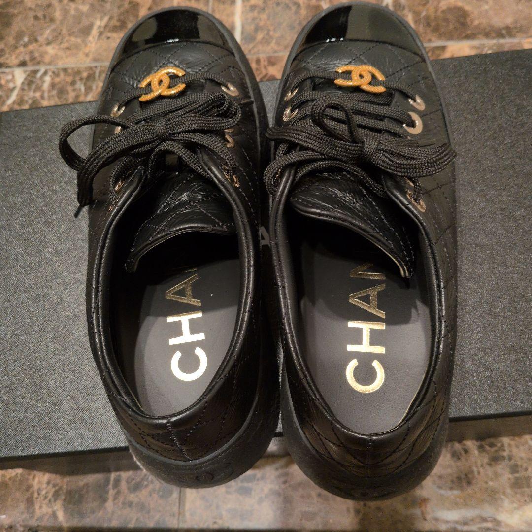 CHANEL ブラック スニーカー