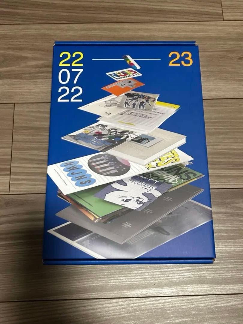 K-POP・アジア NEWJEANS SEASON GREETING / YEAR BOOK