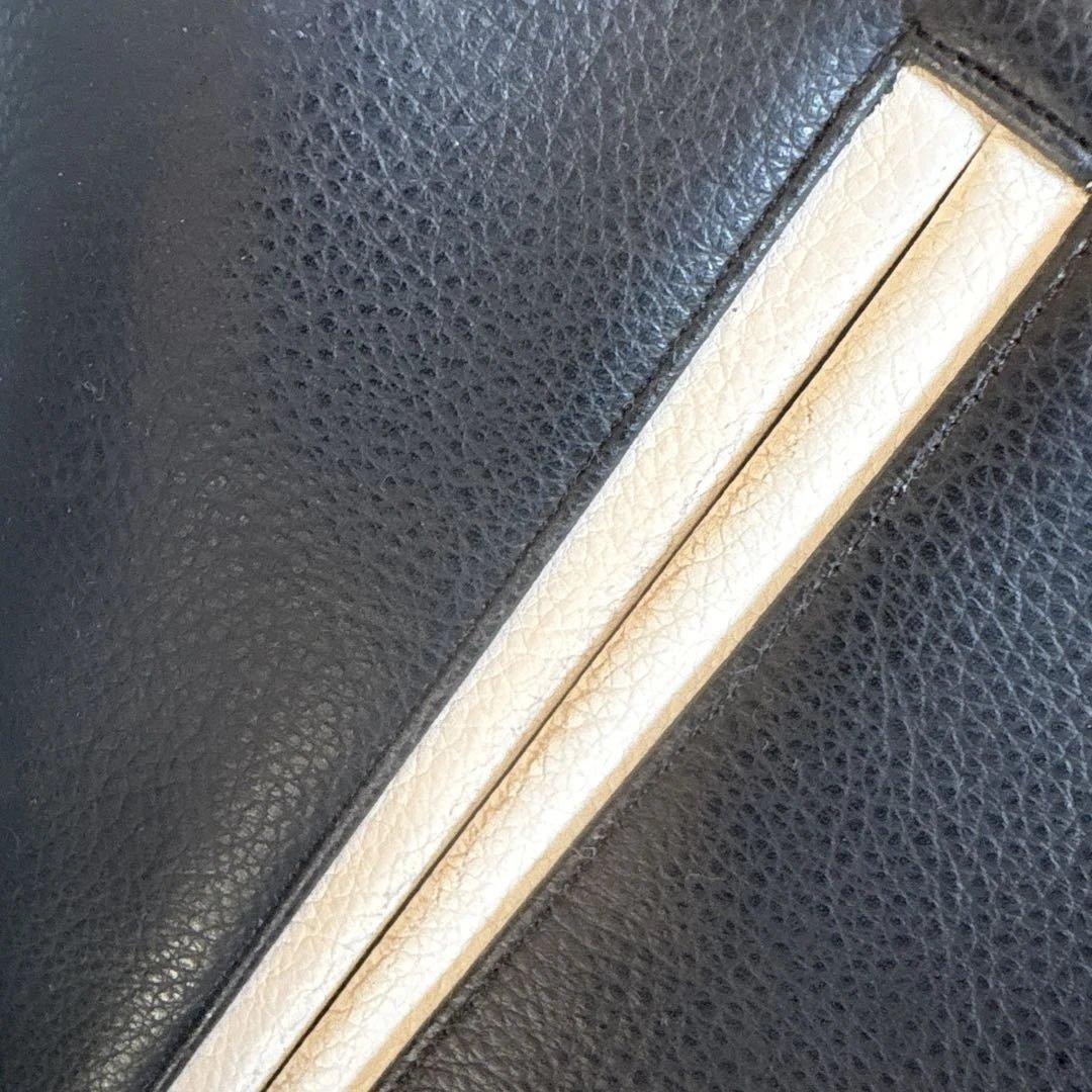 エイプ★レザー スタジャン ブラック/ホワイト