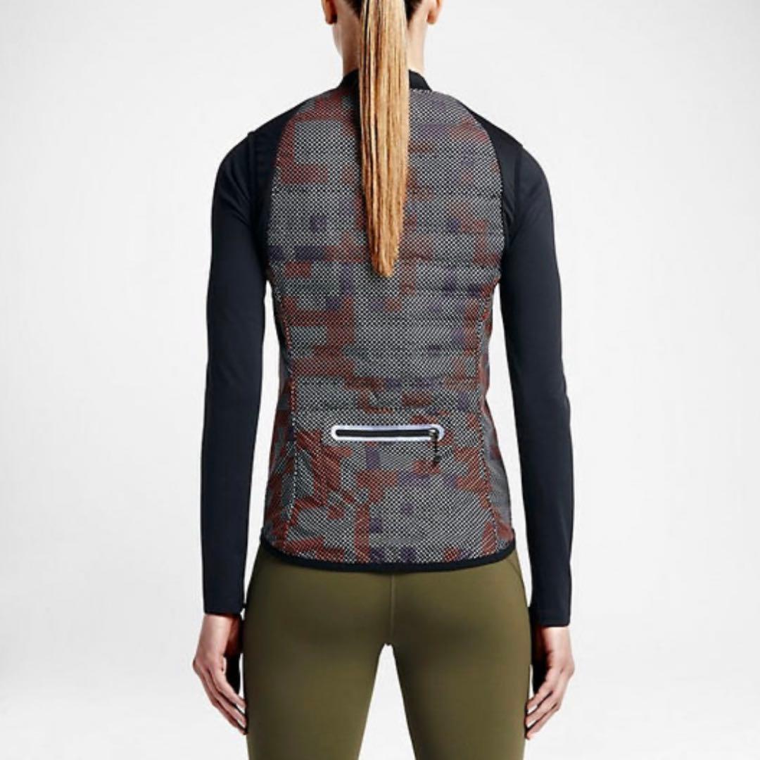 NIKE(ナイキ) AEROLOFT FLASH VEST Black 新品