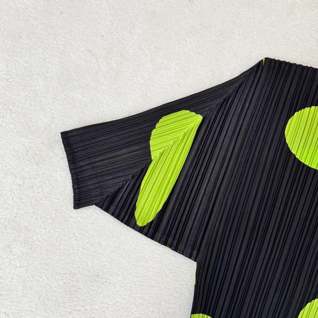 極美品✨PLEATS PLEASE プリーツ　ドット柄　ブラック　半袖　トップス