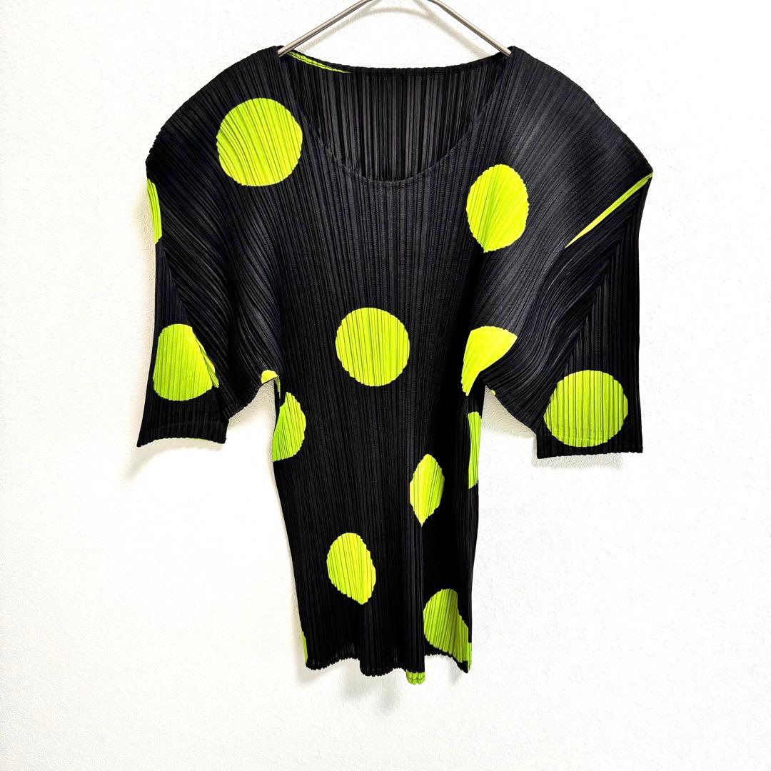 極美品✨PLEATS PLEASE プリーツ　ドット柄　ブラック　半袖　トップス