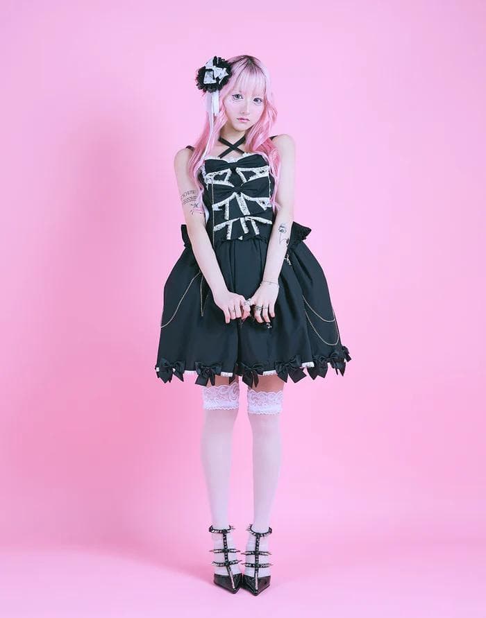 ワンピース Avenchumu Front ribbon chain one piece S