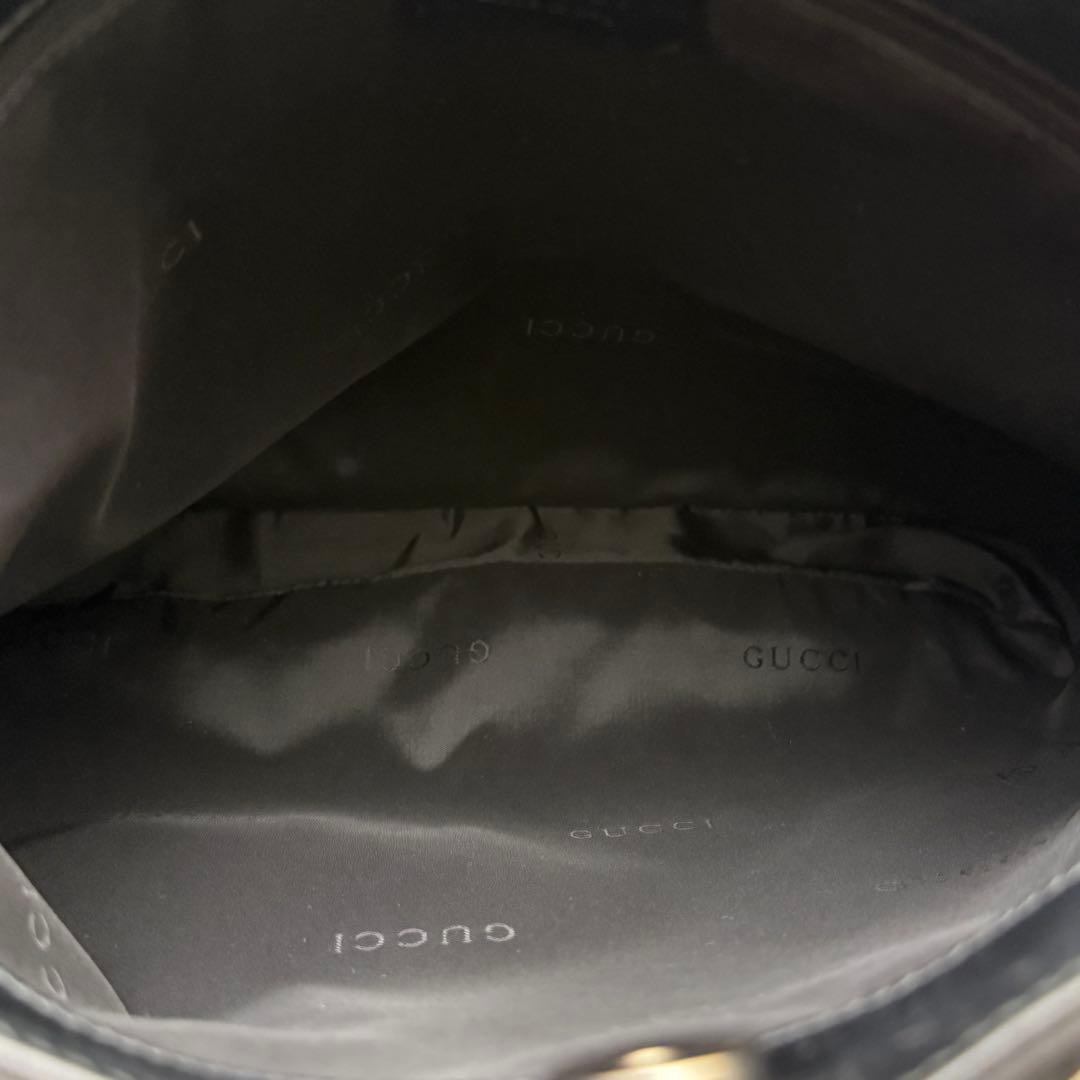 GUCCIグッチ ワンショルダーバッグ ナイロン 黒 トートバッグ 金具