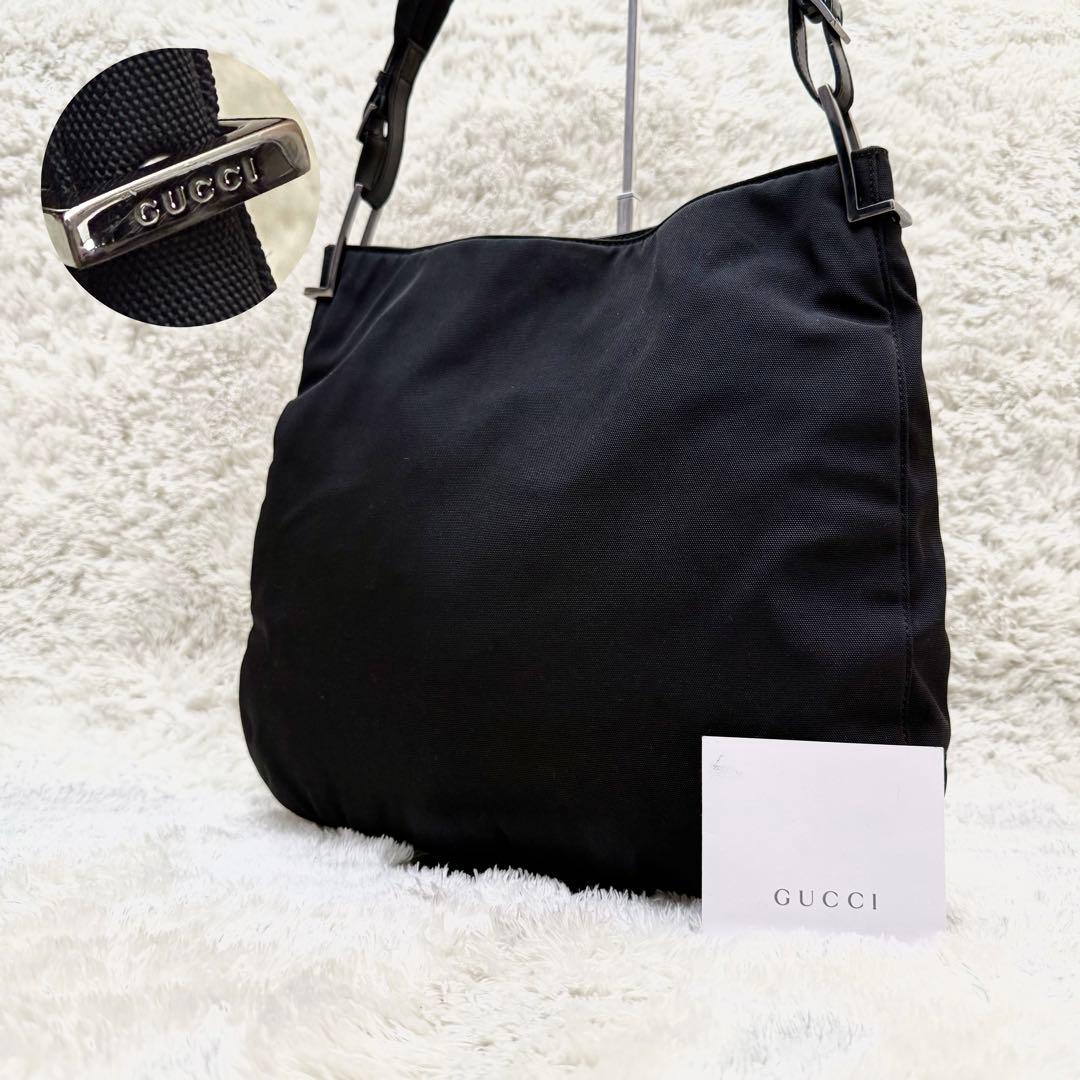 GUCCIグッチ ワンショルダーバッグ ナイロン 黒 トートバッグ 金具
