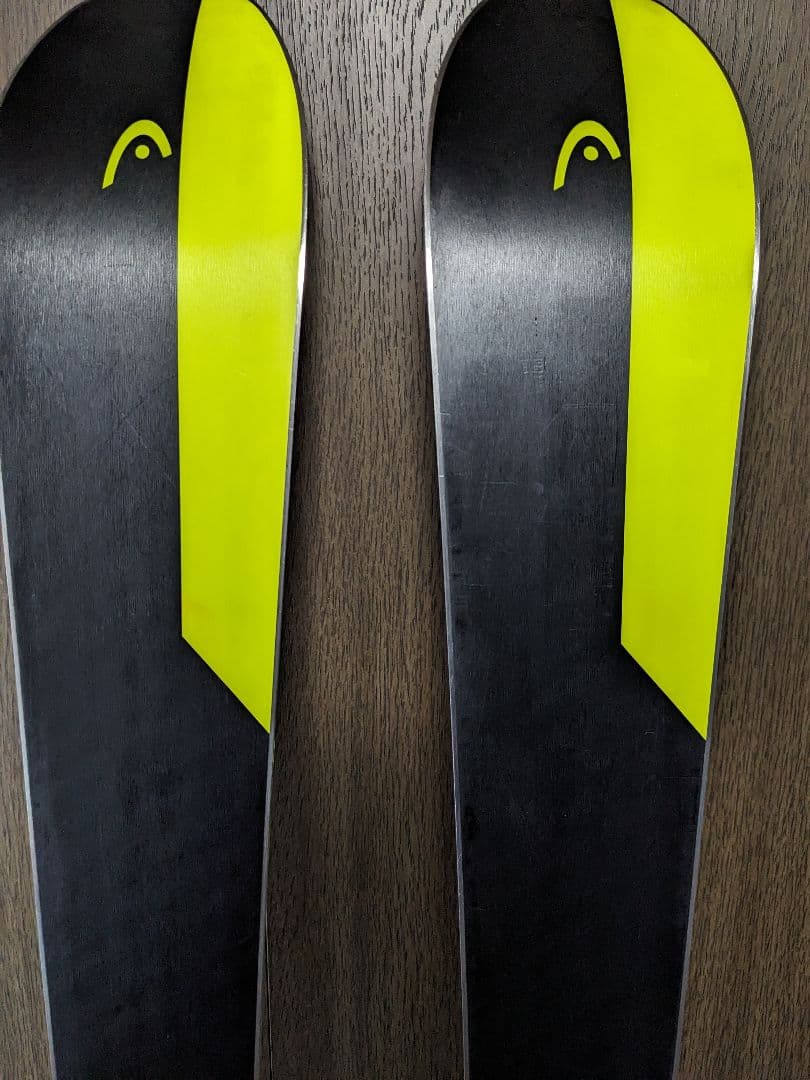 HEAD　SUPERLIGHT INSTINCT