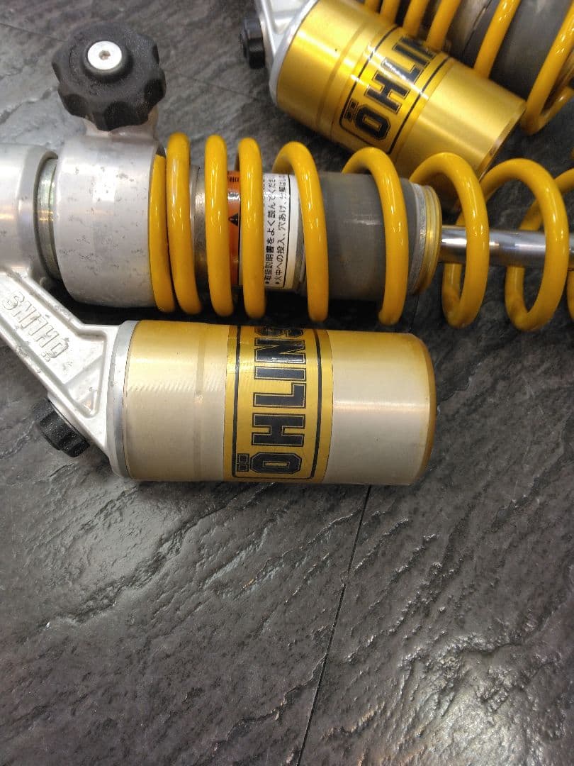 ヤマハXJR1300純正OHLINSサスペンション　中古品