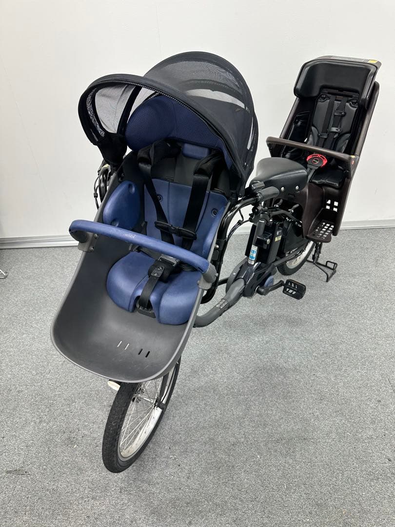 2022年モデル　超美品　パナソニックギュット クルームDX 3人乗り　人気車種