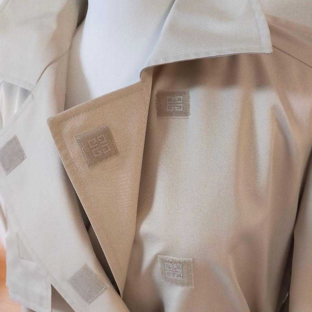 美品　GIVENCHY　40サイズ　トレンチコート