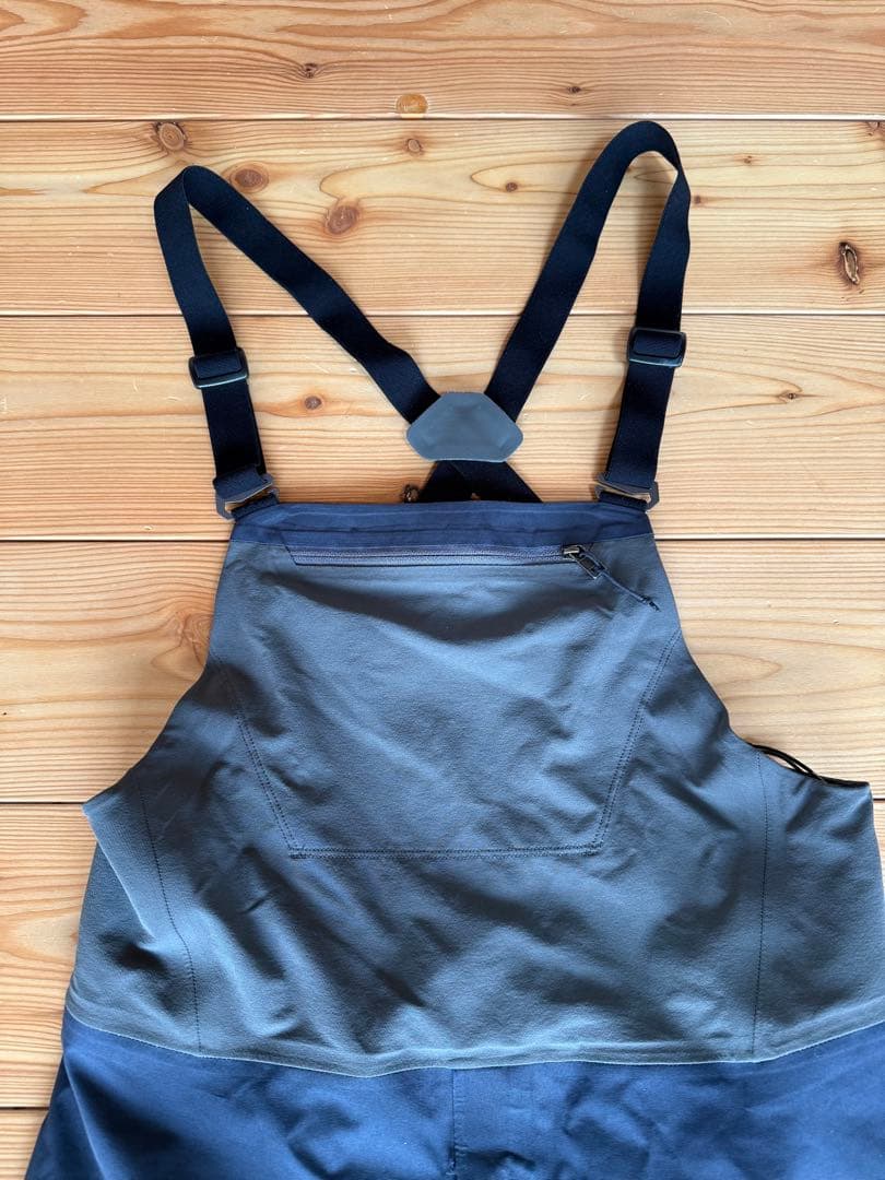 patagonia パタゴニア スノードリフター　ビブパンツ　サイズXS