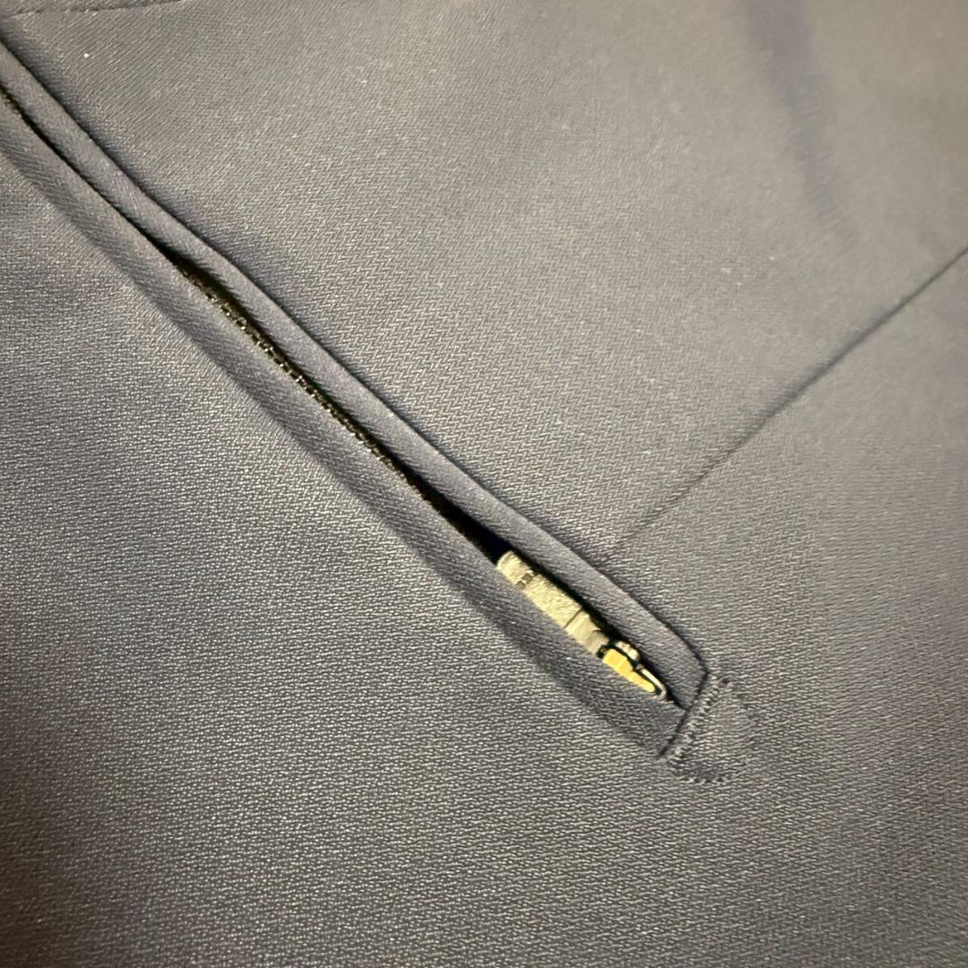 デサント　セットアップ　ネイビー　トラベルスーツ　ウエスト調節可 L相当