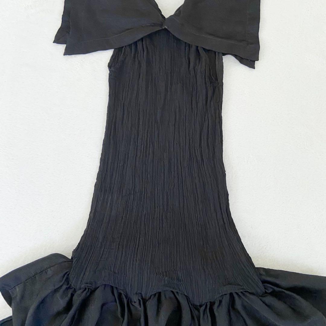 ISSEY MIYAKE me 黒 ワンピース リボン　プリーツ　パフショルダー