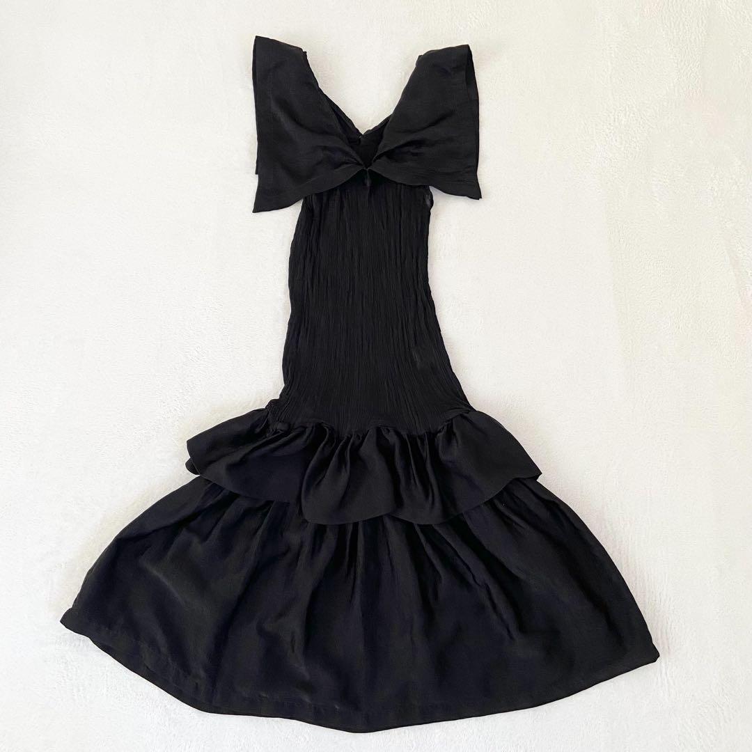 ISSEY MIYAKE me 黒 ワンピース リボン　プリーツ　パフショルダー