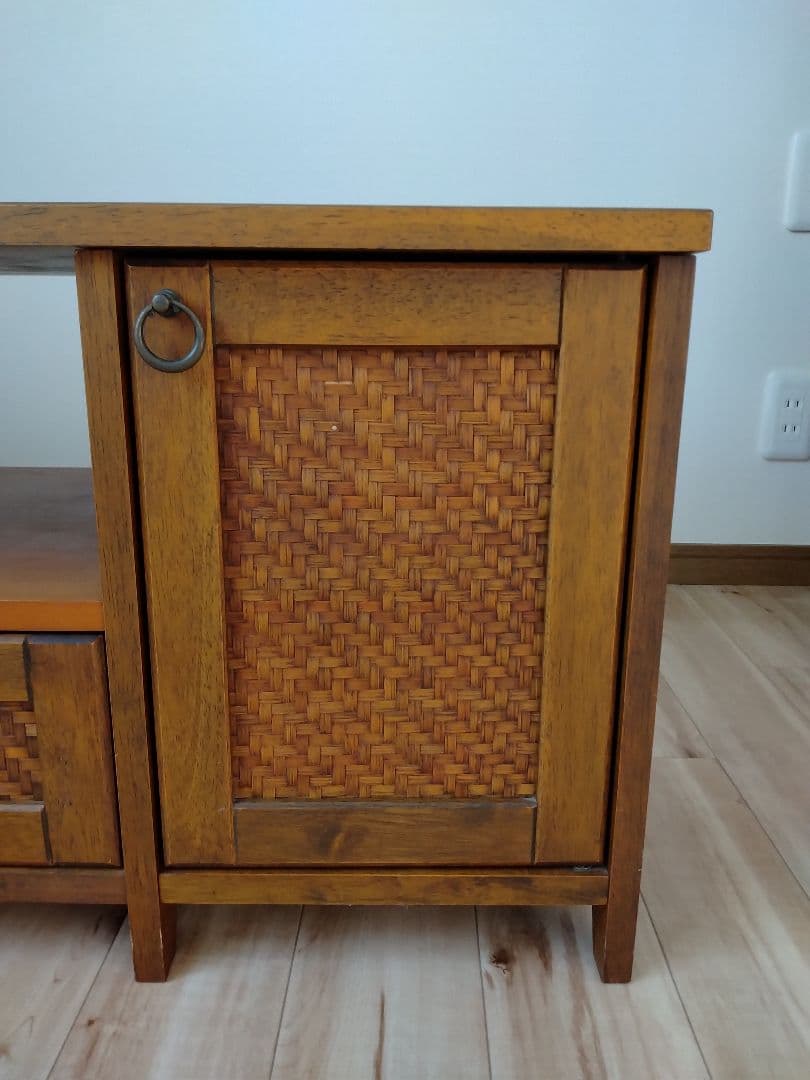 木製テレビ台 ラタン編み扉 引き出し付き