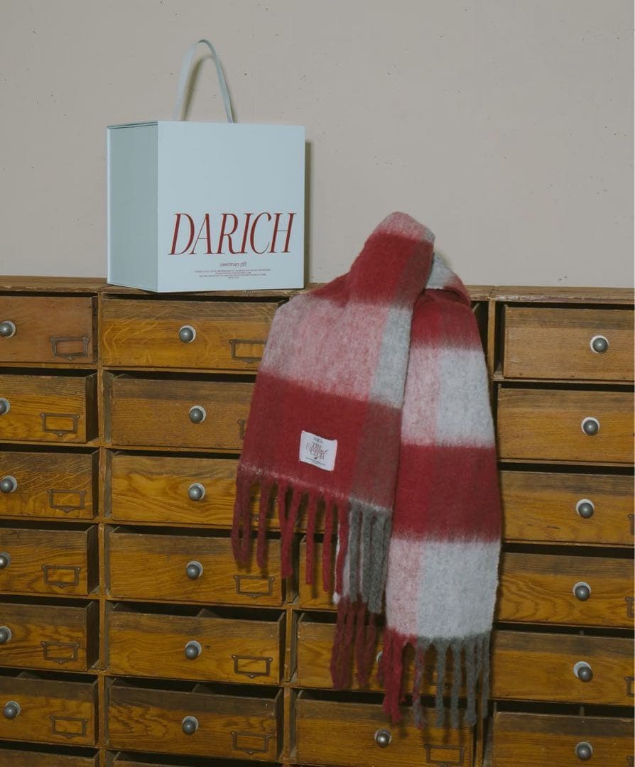 Darich ダーリッチ ノベルティ マフラー