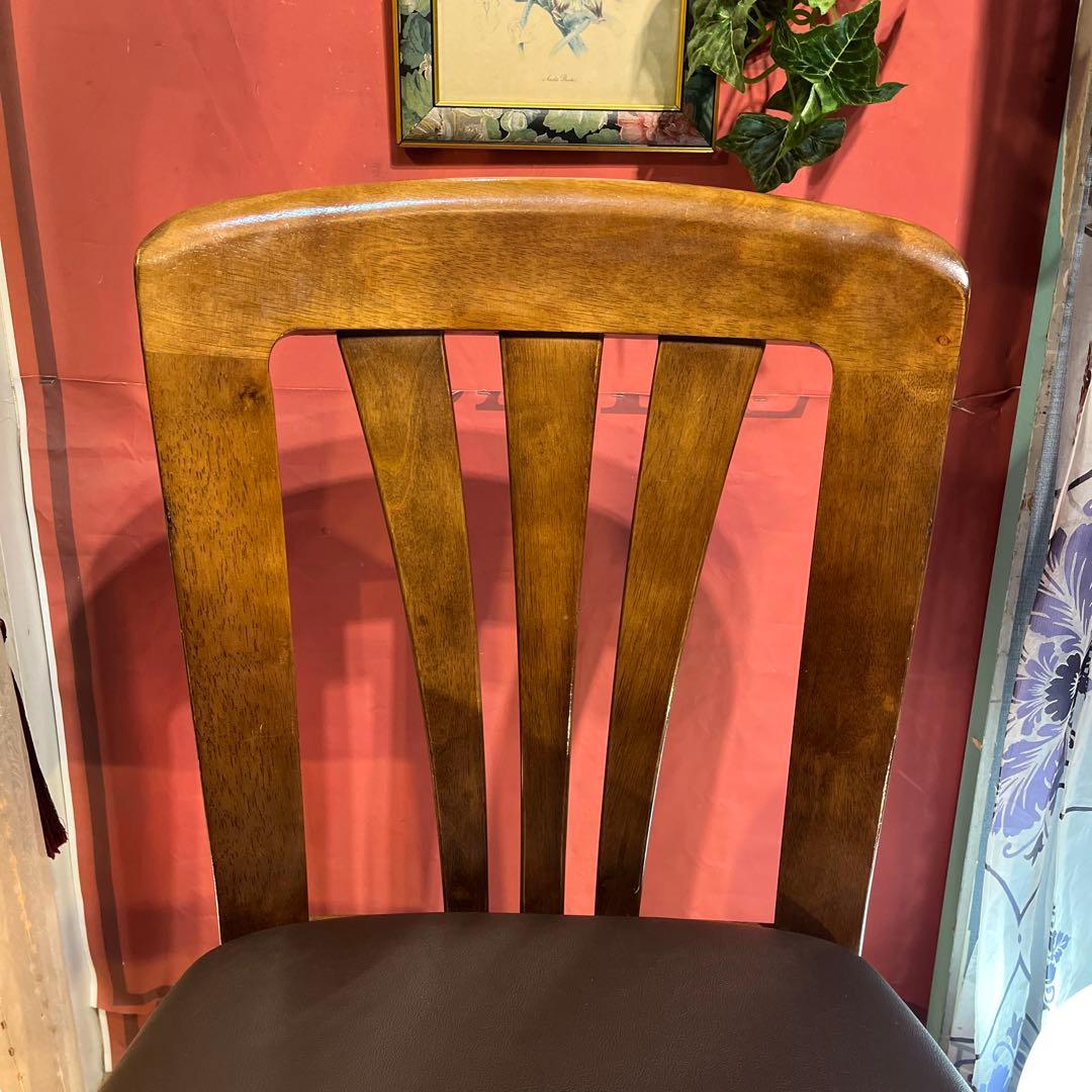 L２　カリモク　スタイリッシュモダン　チェア